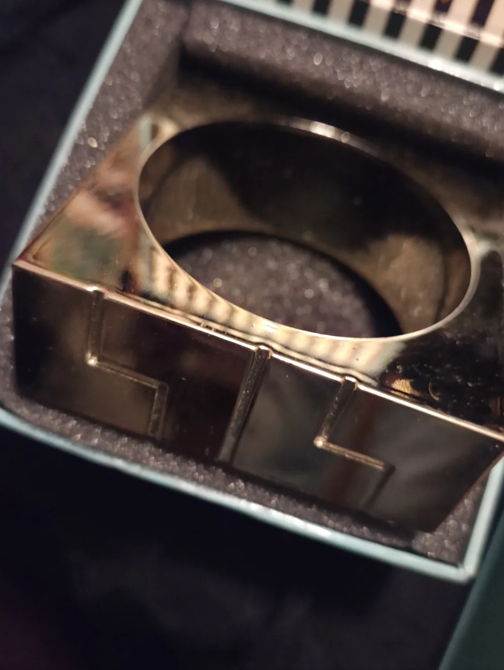 L.A.M.B. Fragrance Bracelet (Plus Bonus Item!) - Picture 4 of 6